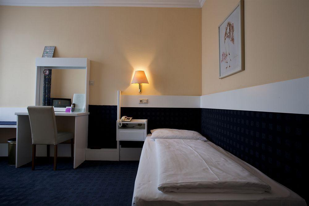 Pension Pharmador Vienna Luaran gambar