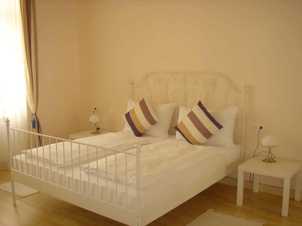 Pension Pharmador Vienna Luaran gambar