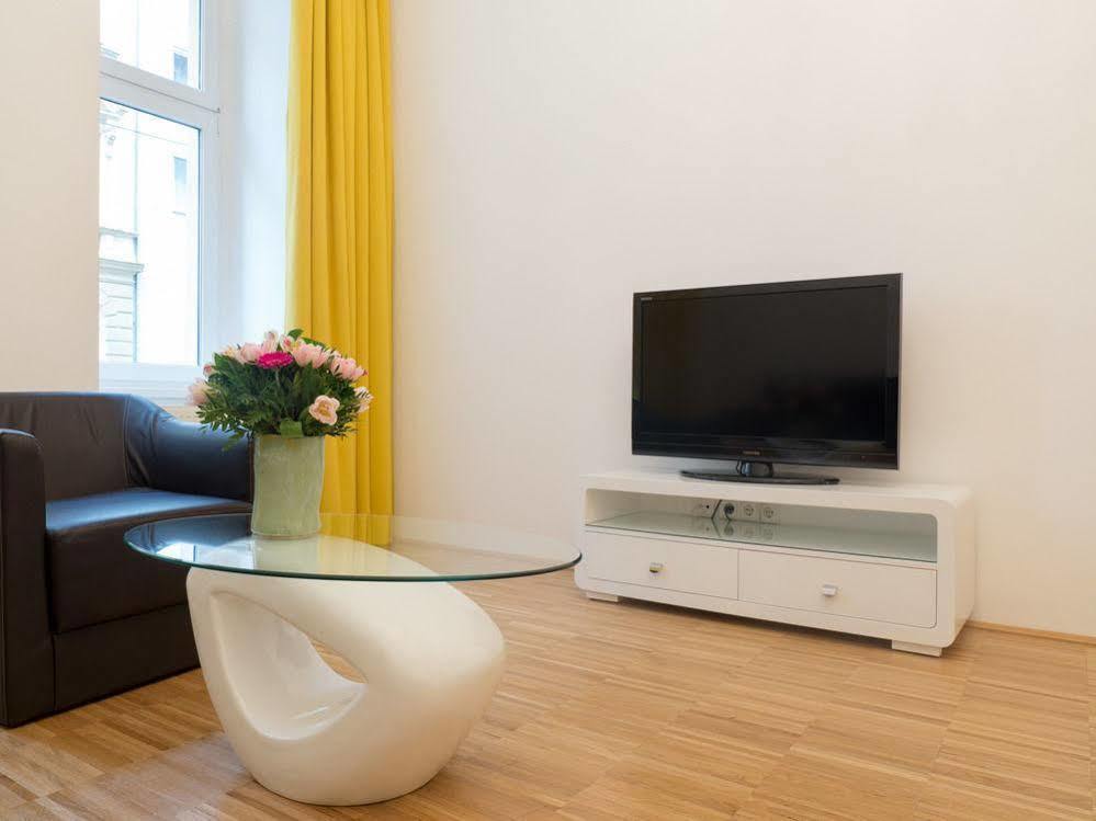 Pension Pharmador Vienna Luaran gambar